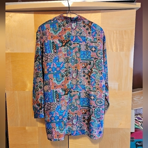 Casual Corner Tops - Vintage 80's 100% silk Casual Corner abstract print oversized blouse Sz. S
